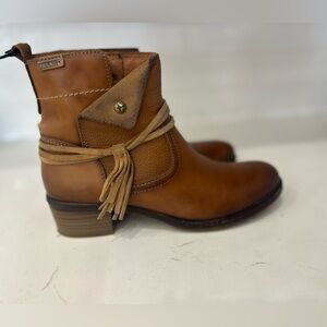 Pikolinos Zaragoza leather cognac fringe bootie sz.38 Boho hippie luxury classic